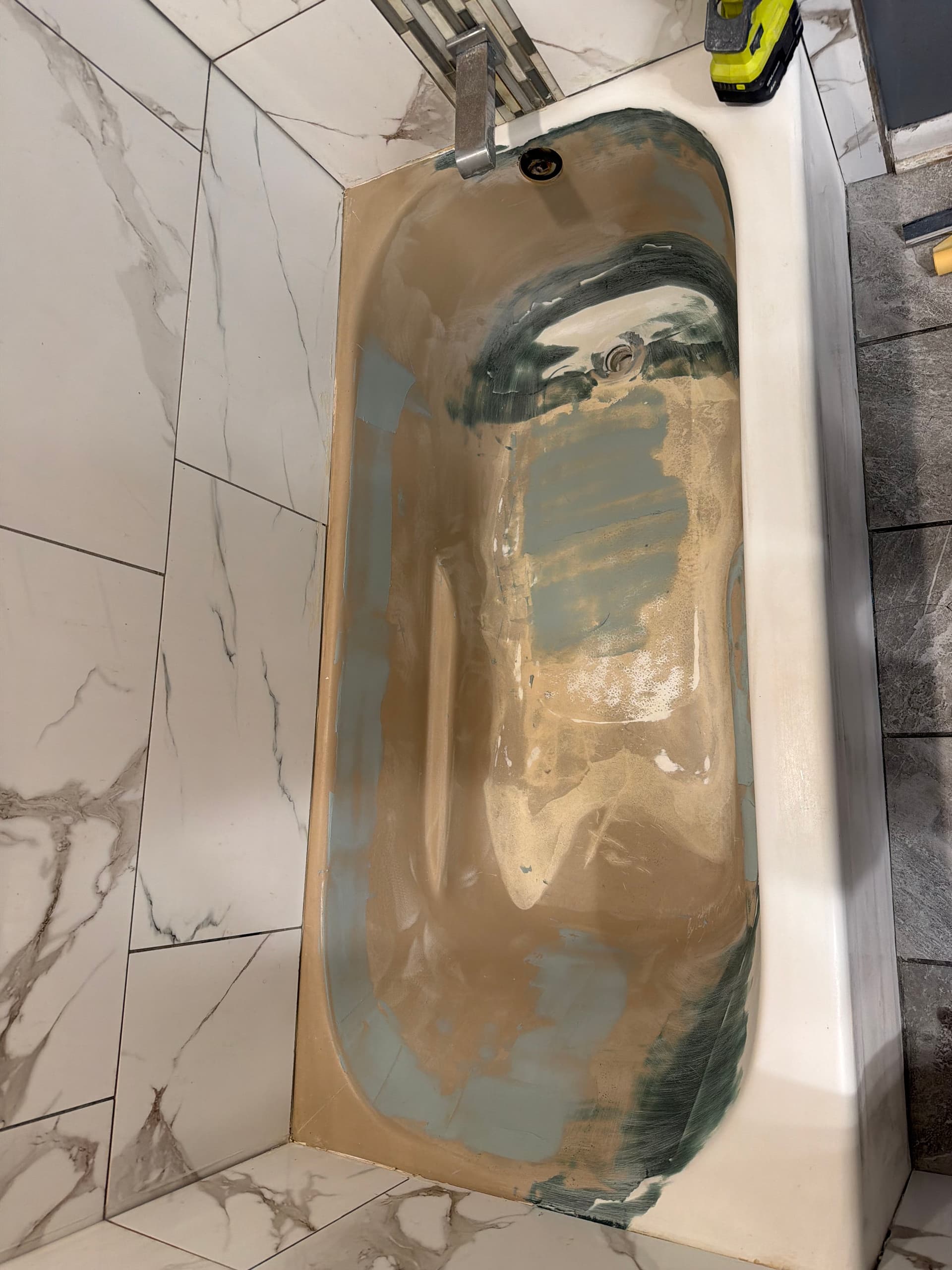 Gallery photos for When a Tub's Factory Finish Fails It Takes Real Repair Work: Image #4