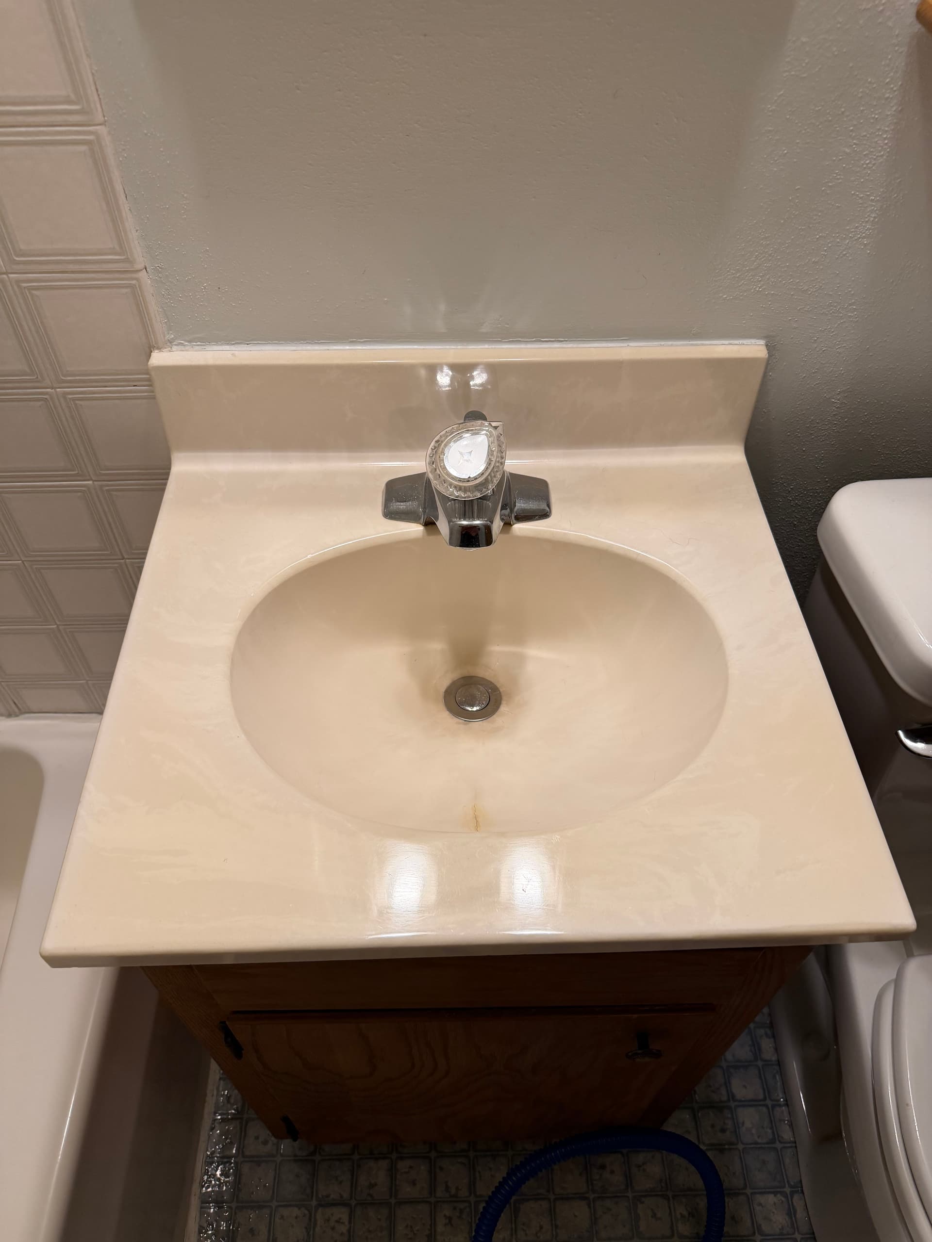 Tub and Sink Refinished Instead of Replaced - Here's Why