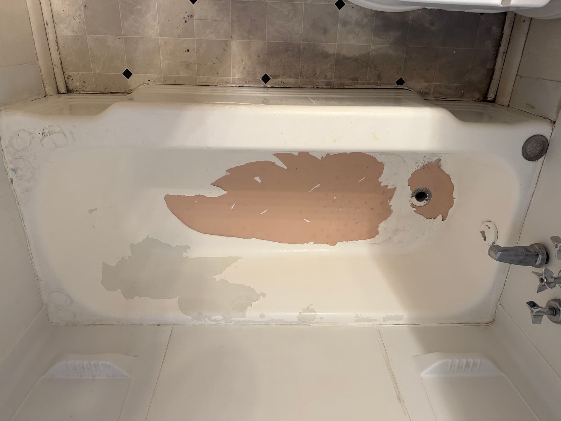 Milwaukee Bathtub Saved From Tear-Out With Full Refinishing image