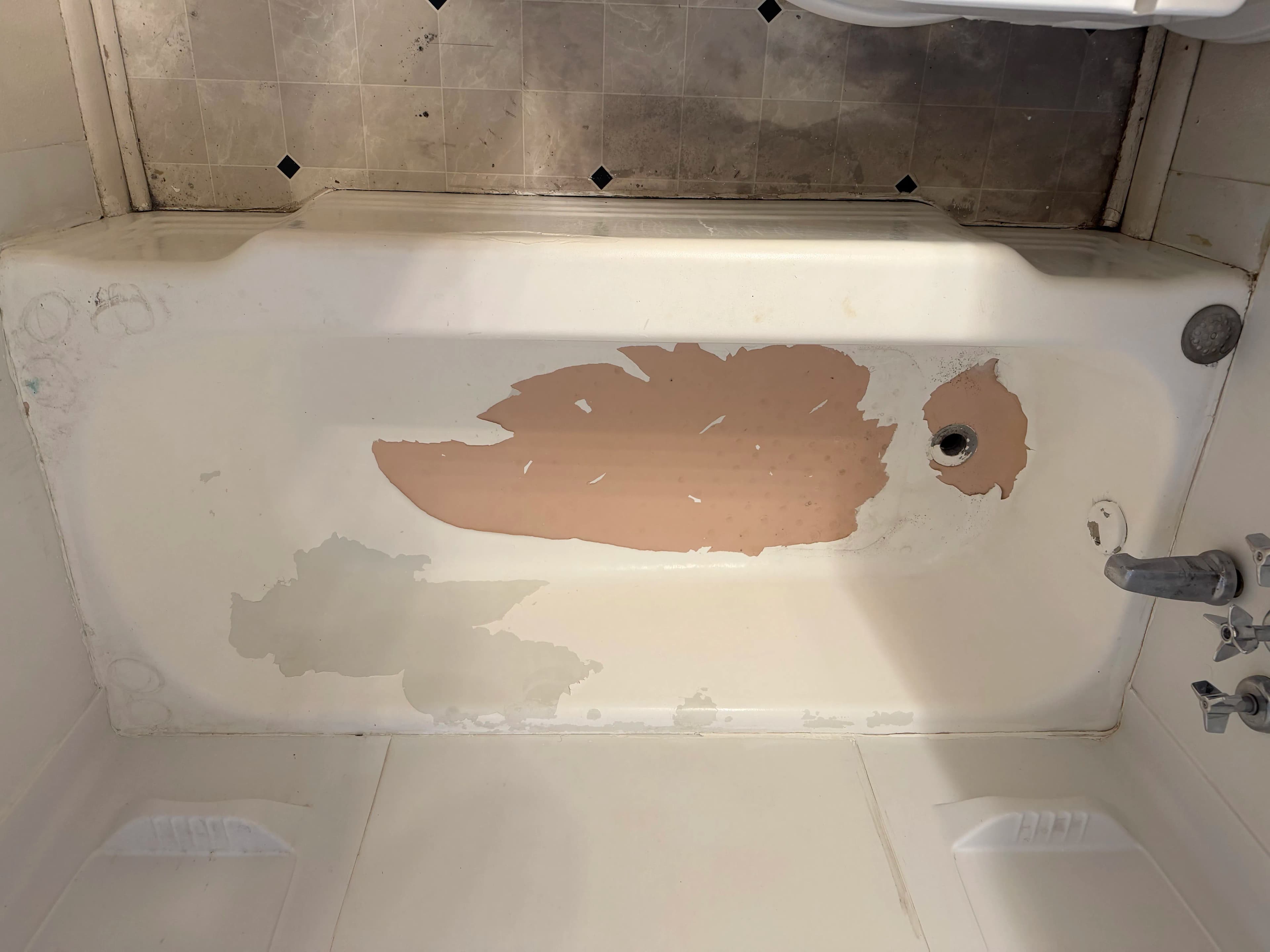 Project Milwaukee Bathtub Saved From Tear-Out With Full Refinishing image
