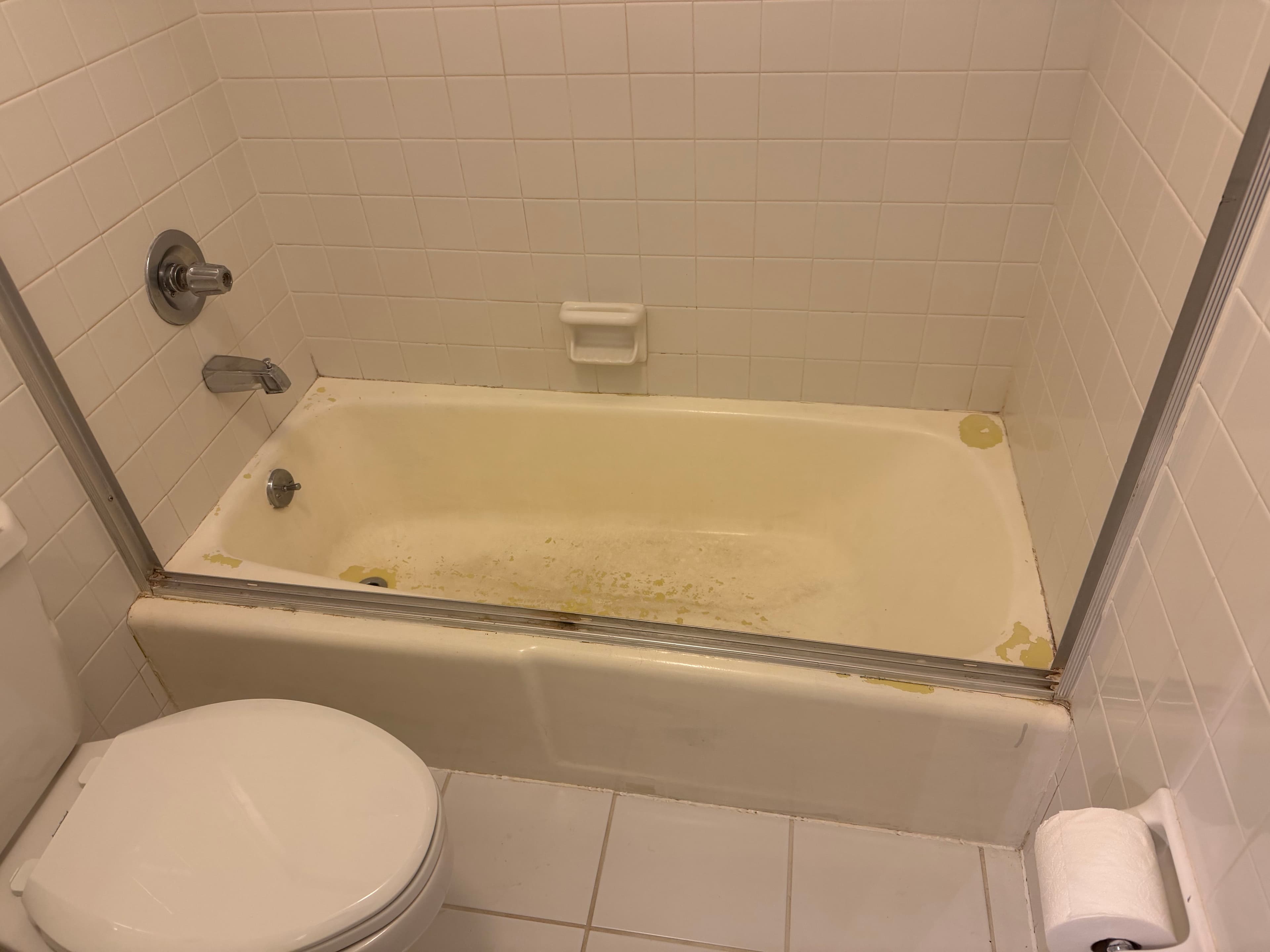 Project Full Tub Refinish Completed in One Day in Lake Geneva image