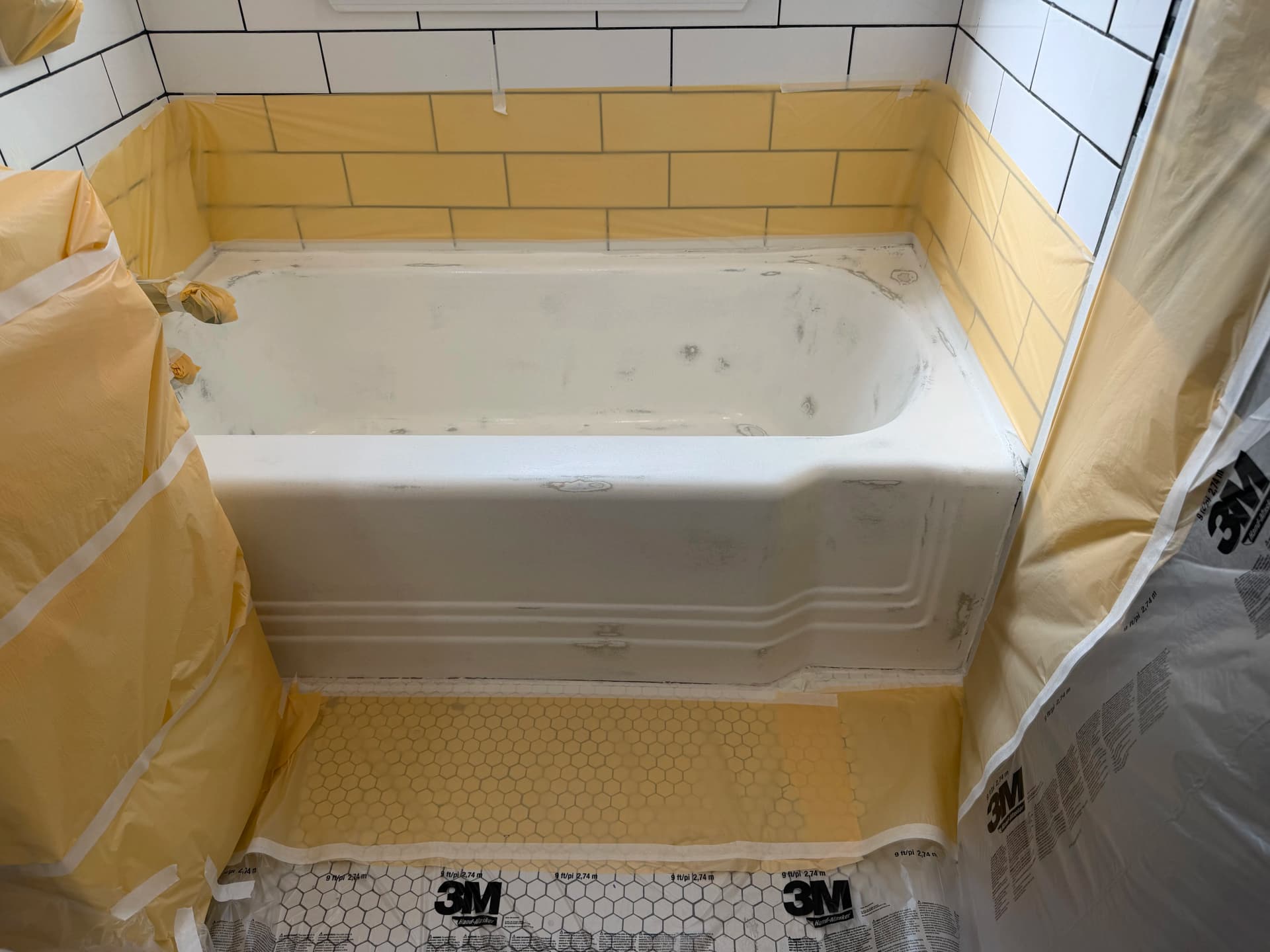 Gallery photos for Peeling Tub Gets a Full Refinish and Looks Brand New: Image #1