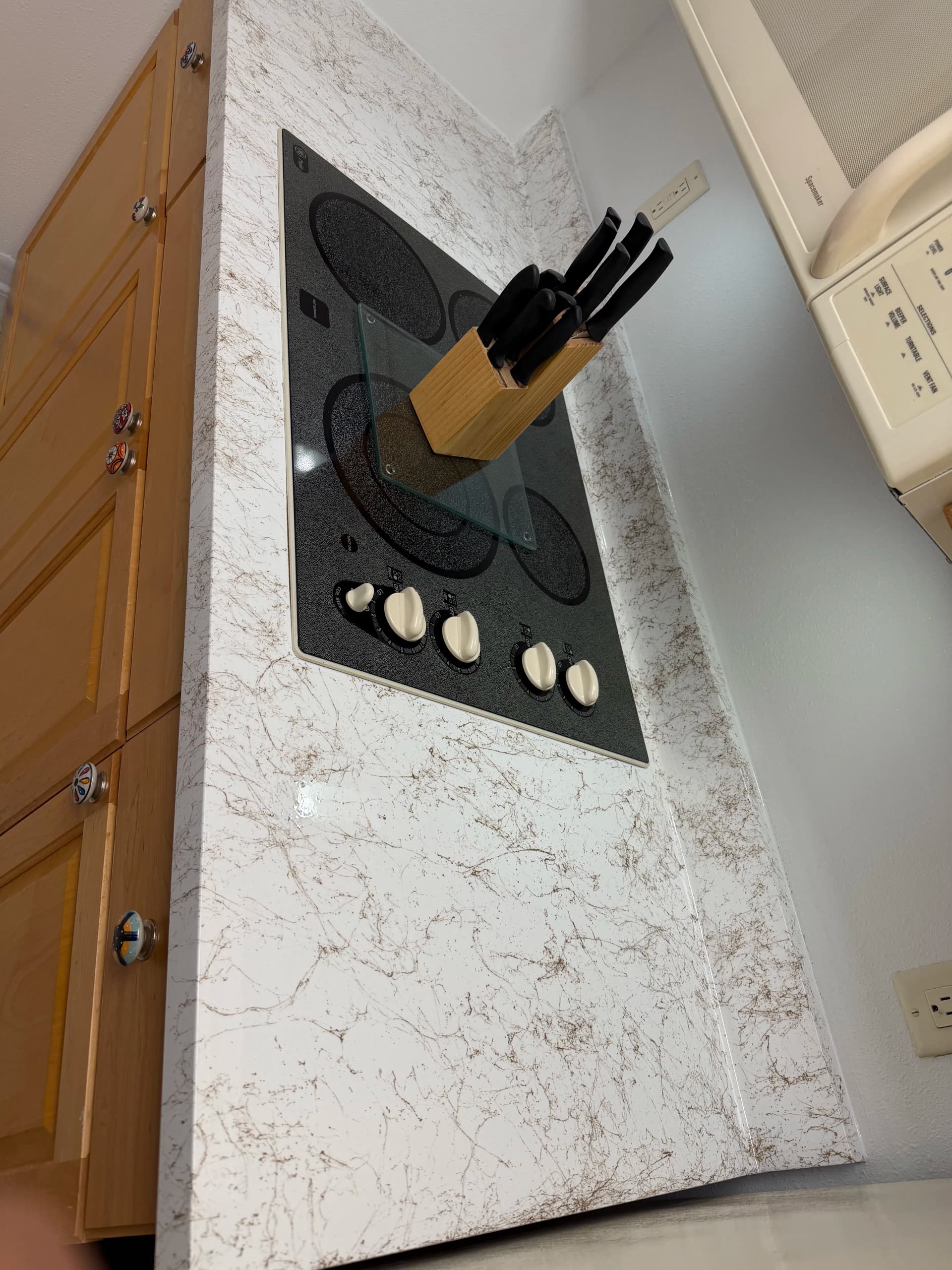 Gallery photos for Kitchen Countertop Refinishing with a Calacatta Marble Finish: Image #4
