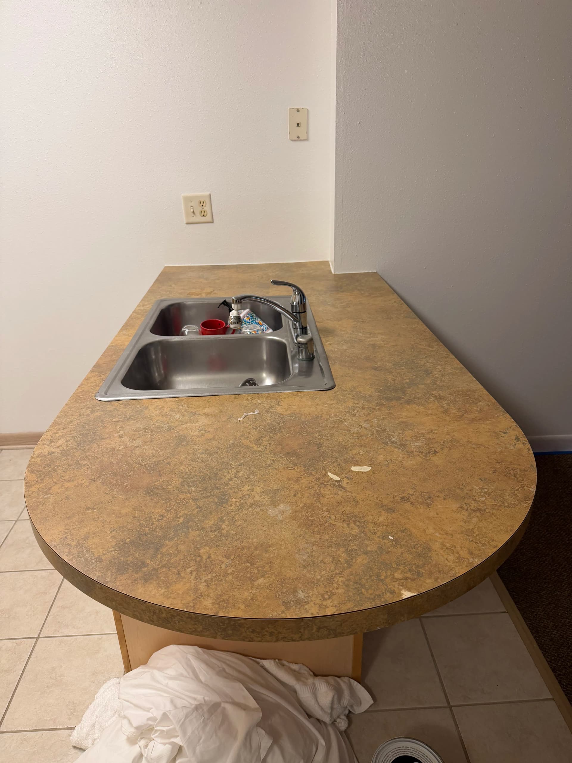 Gallery photos for Kitchen Countertop Refinishing with a Calacatta Marble Finish: Image #1