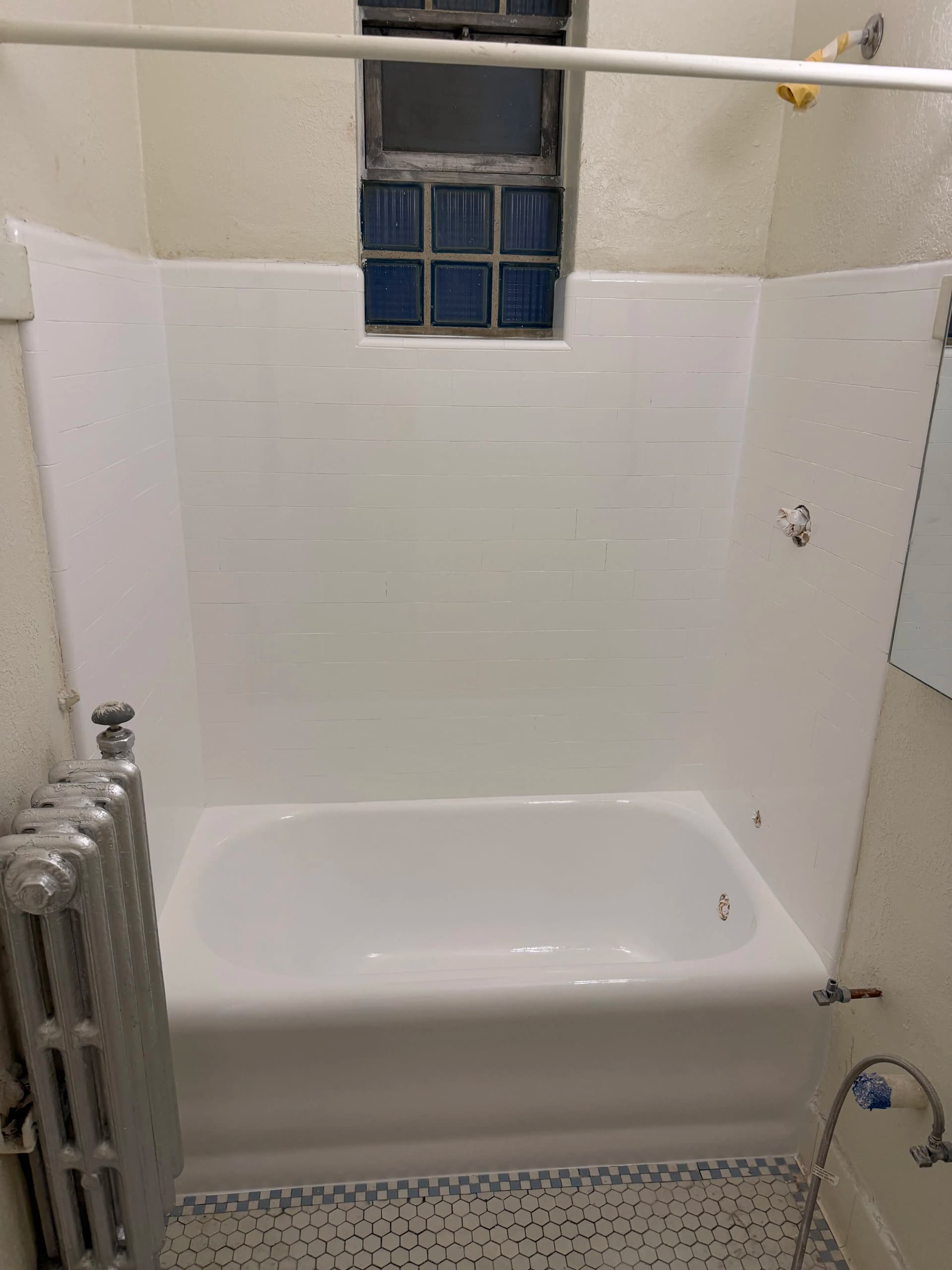 Gallery photos for Tub and Tile Refinish with Repairs Done Right: Image #6