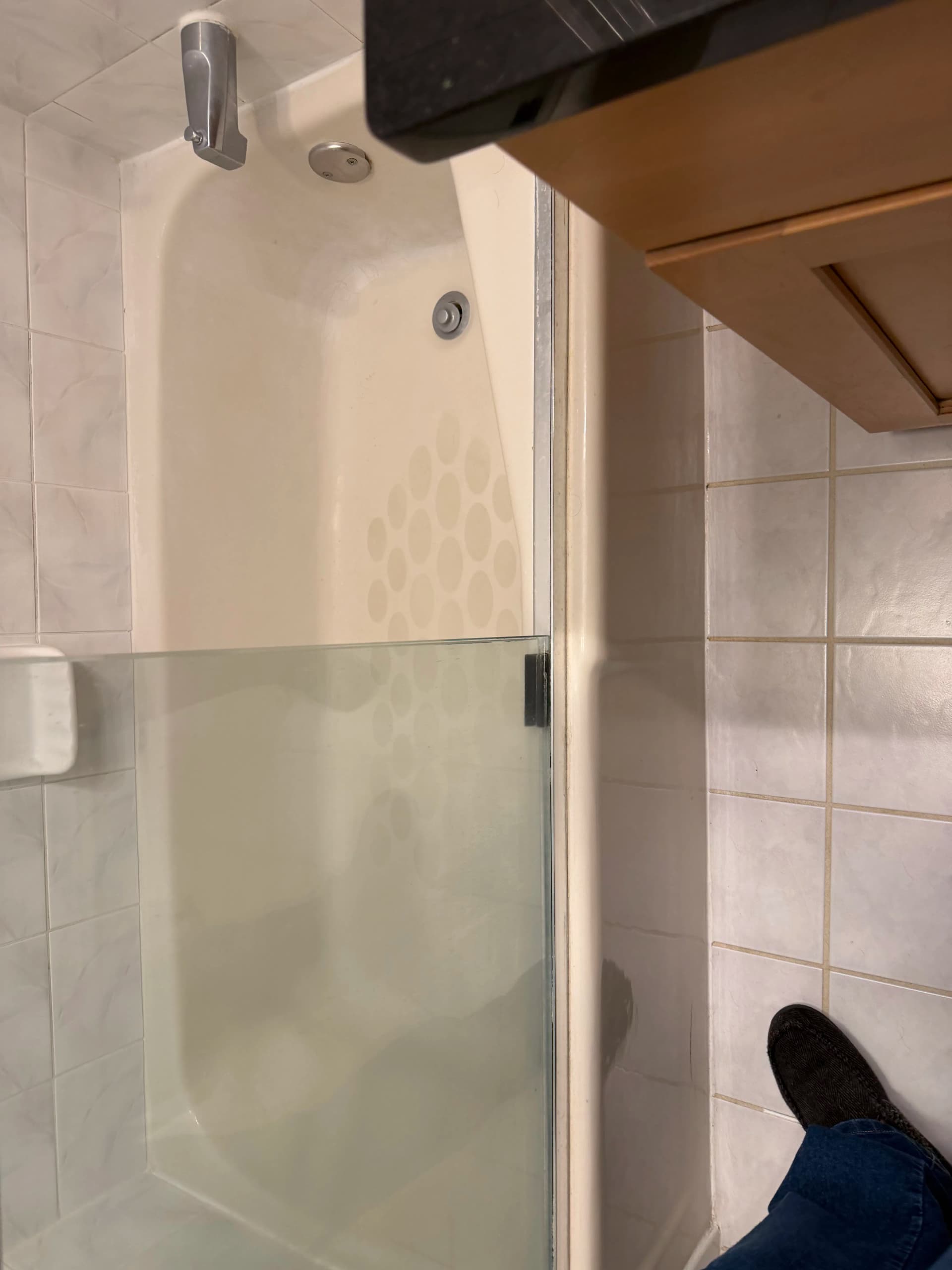 Gallery photos for From Dull Cream to Bright White - Bathtub Refinish Done Right: Image #1