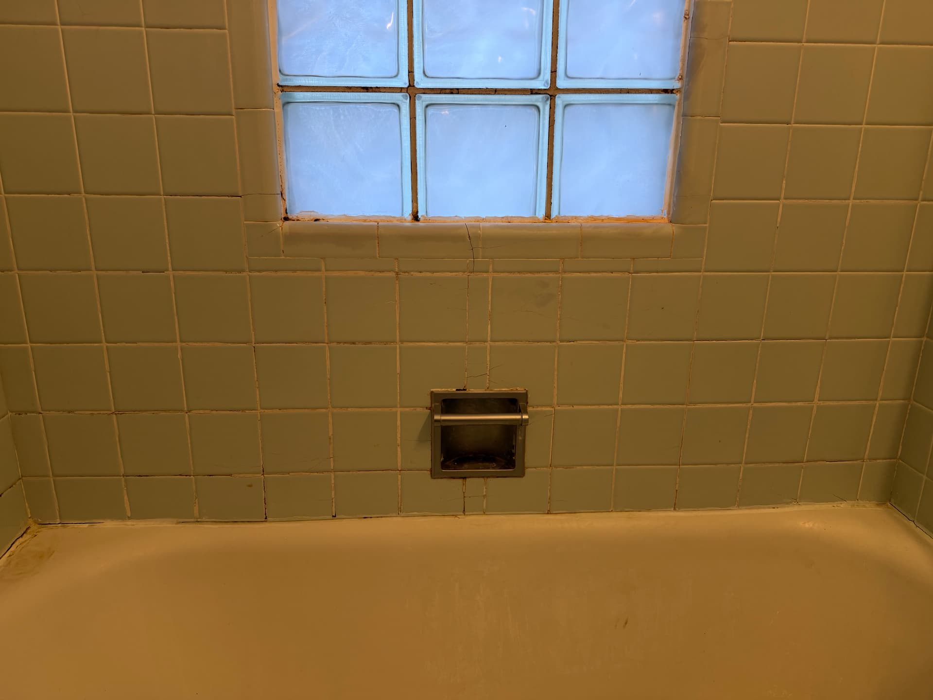 Gallery photos for Rental Bathroom Gets a Full Tub Reglazing and Regrout: Image #1
