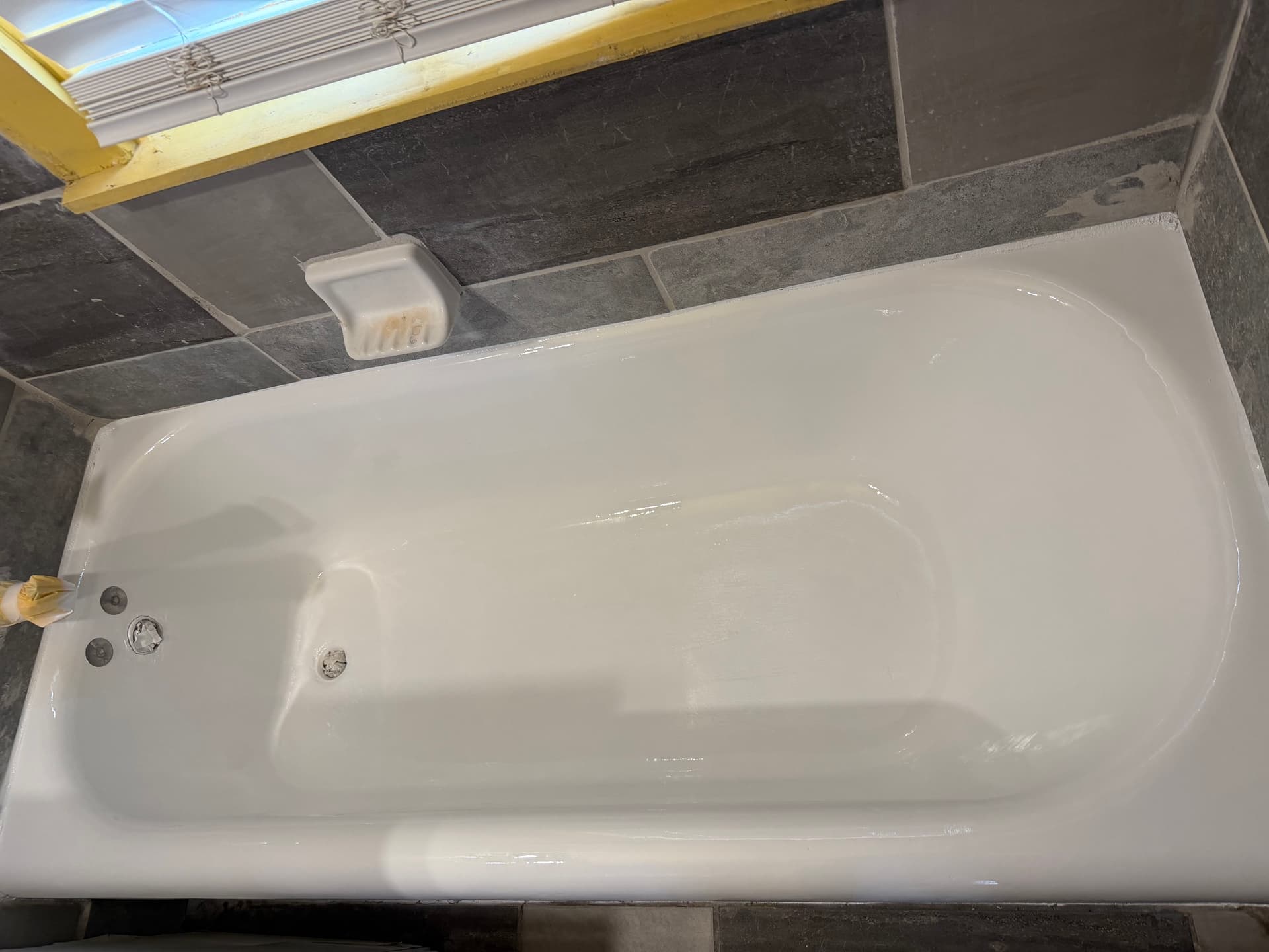 Gallery photos for Rust Stains Gone - Tub Refinish With Non-Slip Floor: Image #1