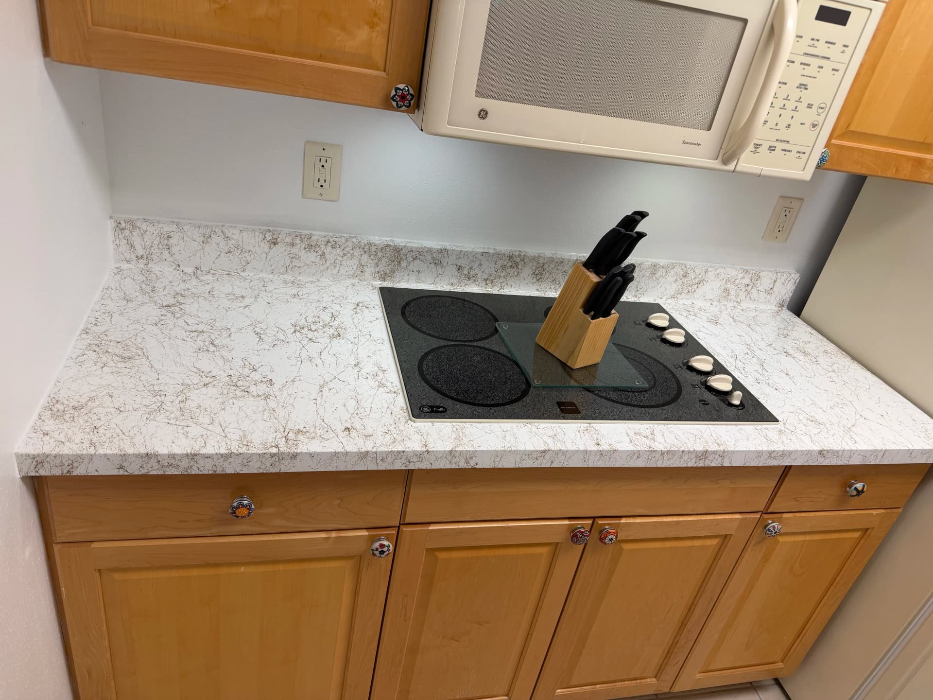 Gallery photos for Kitchen Countertop Refinishing with a Calacatta Marble Finish: Image #5