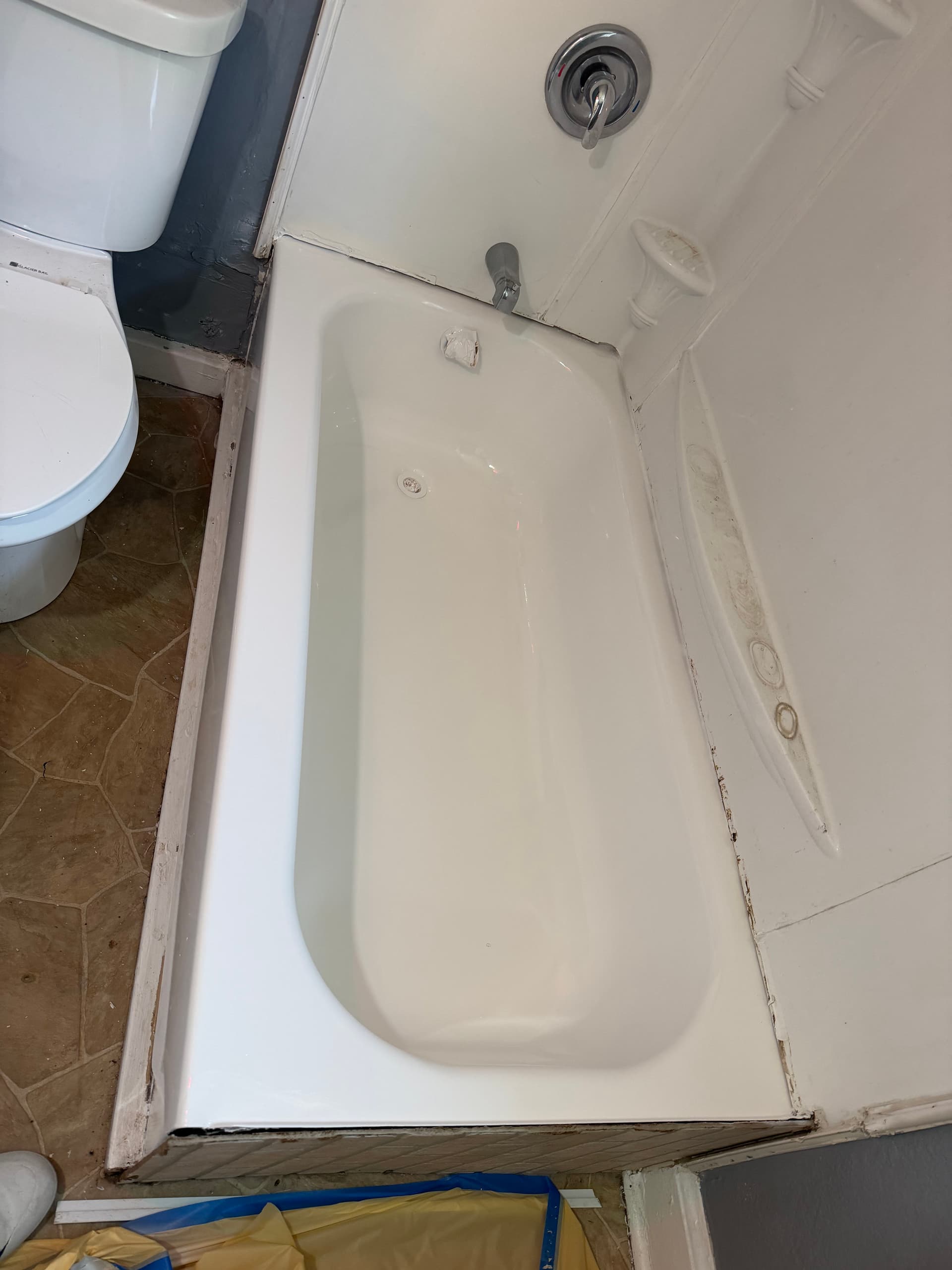 Gallery photos for Neglected Rental Tub Cleaned, Repaired, and Refinished: Image #1