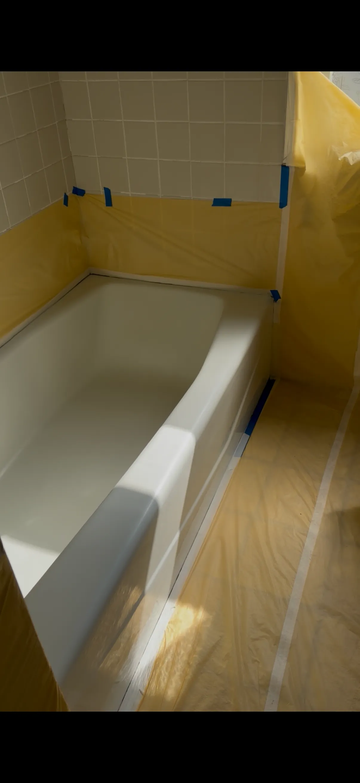Tub Refinish and Kitchen Backsplash Update Without the Big Demo image
