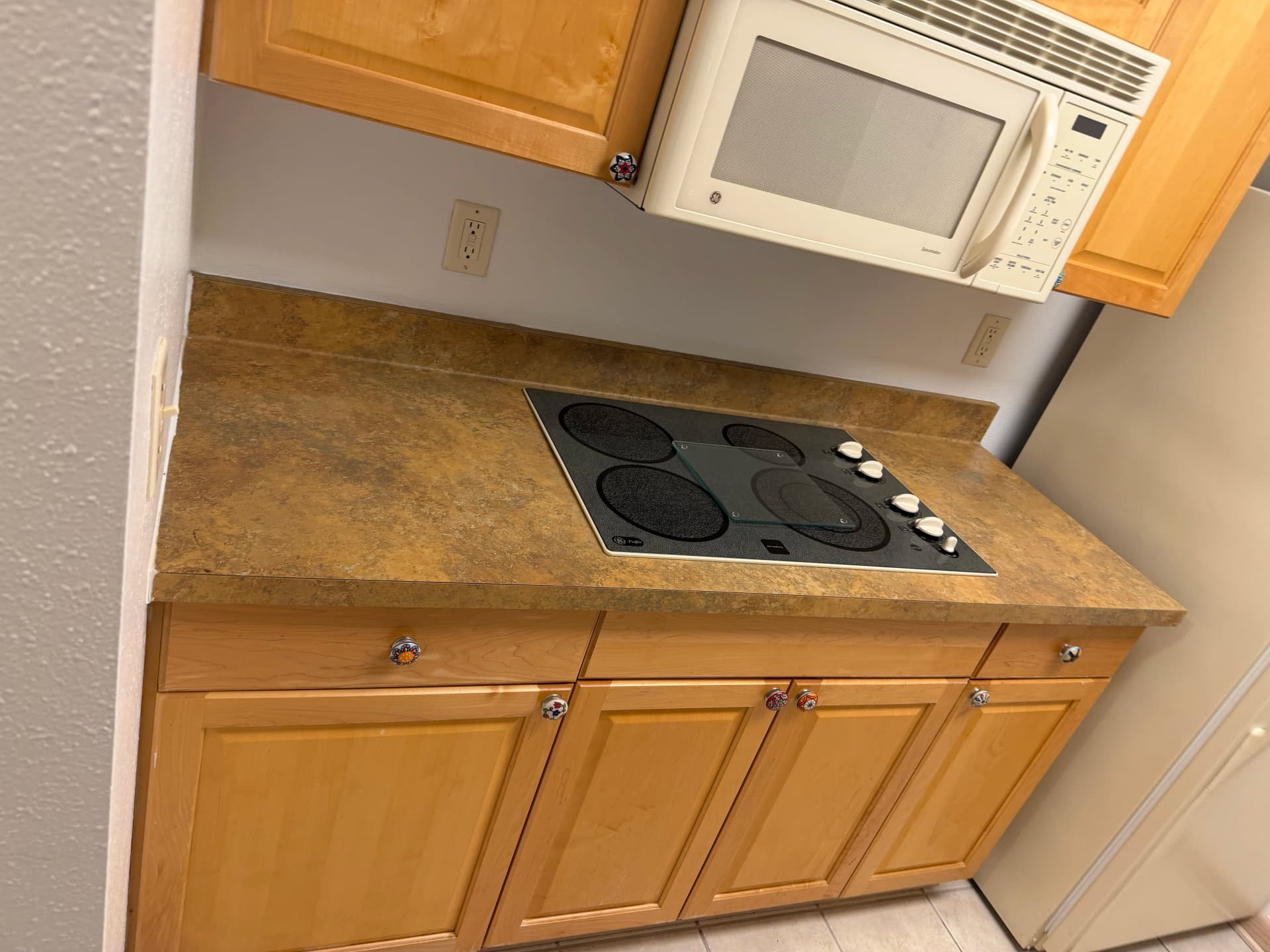 Kitchen Countertop Refinishing with a Calacatta Marble Finish image